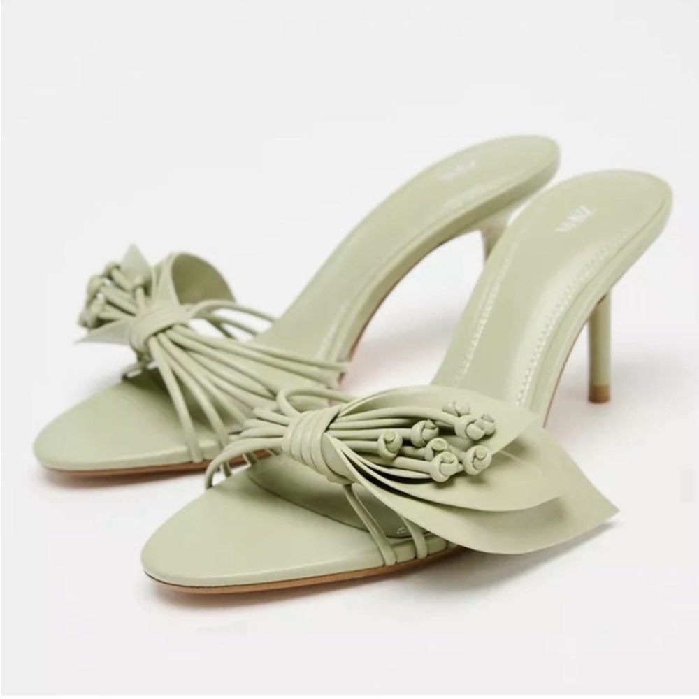 Zara Green Floral Knot Embellished Heeled Sandals